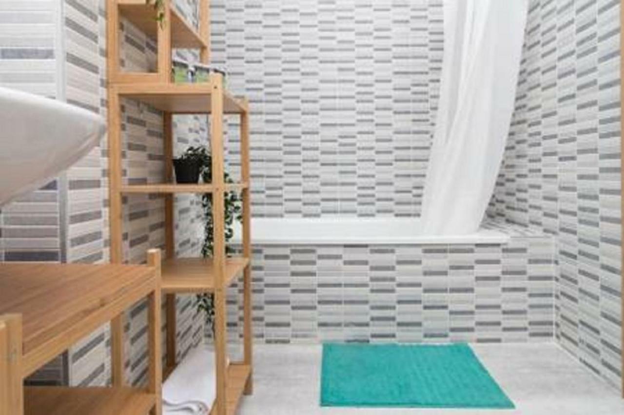 Family Apartment Patio&Swimming Pool In Center マラガ エクステリア 写真