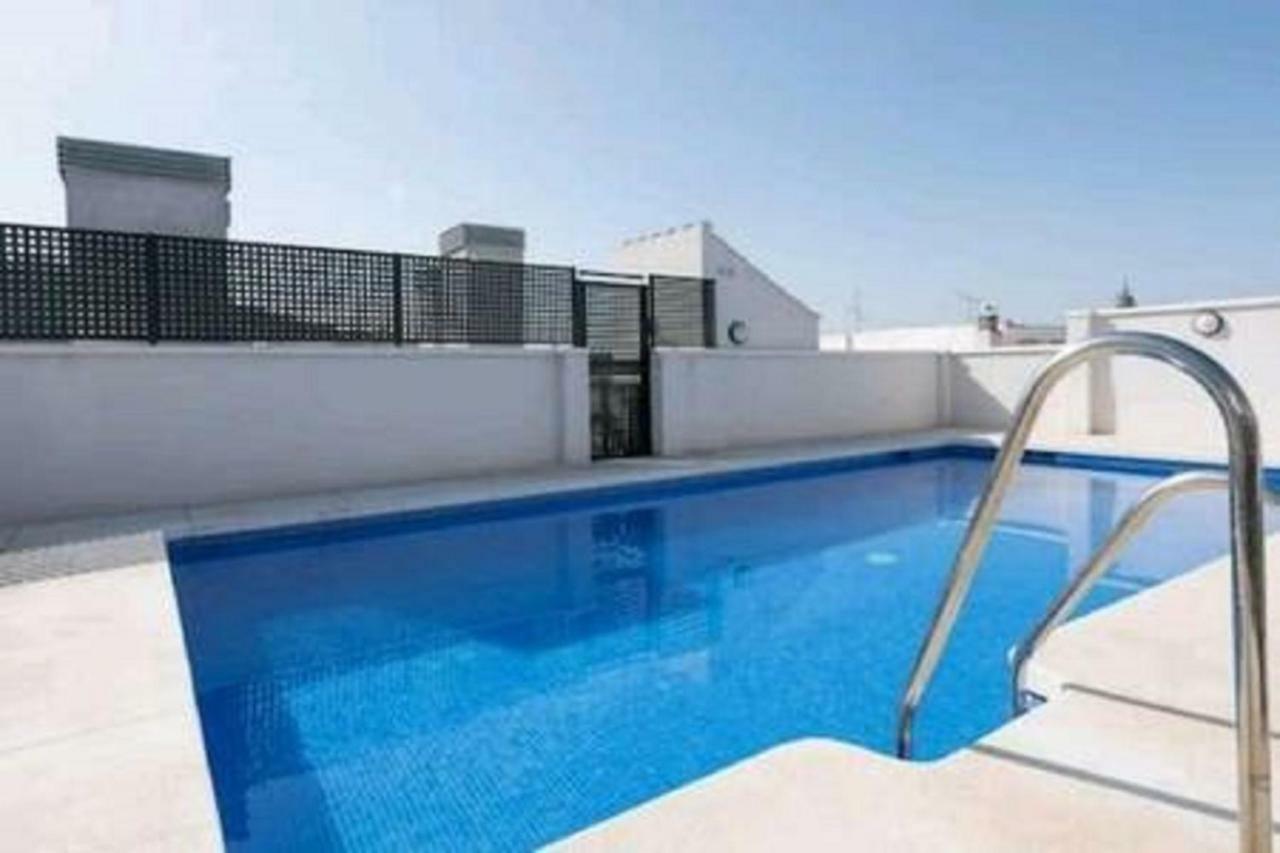 Family Apartment Patio&Swimming Pool In Center マラガ エクステリア 写真