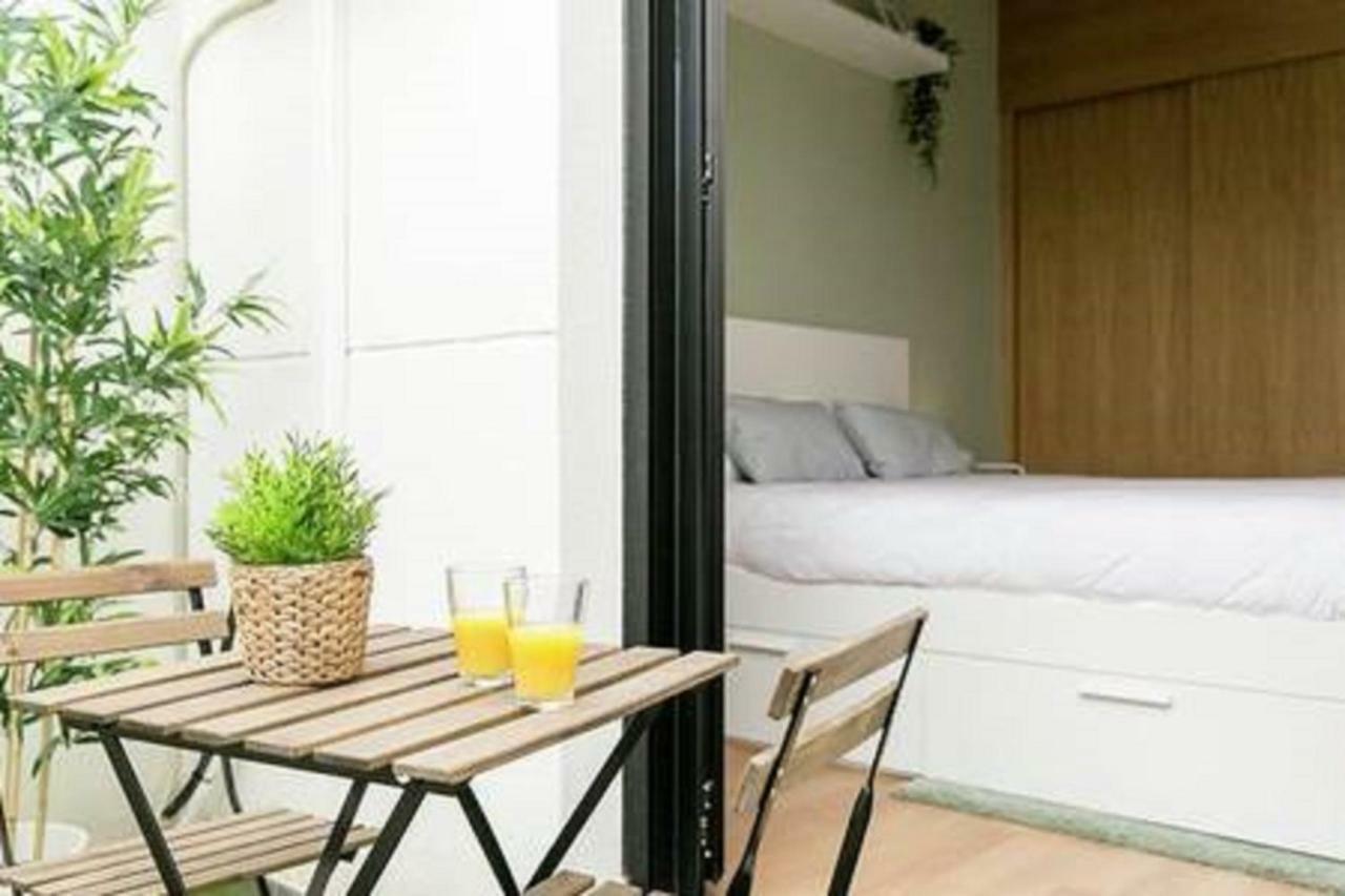 Family Apartment Patio&Swimming Pool In Center マラガ エクステリア 写真
