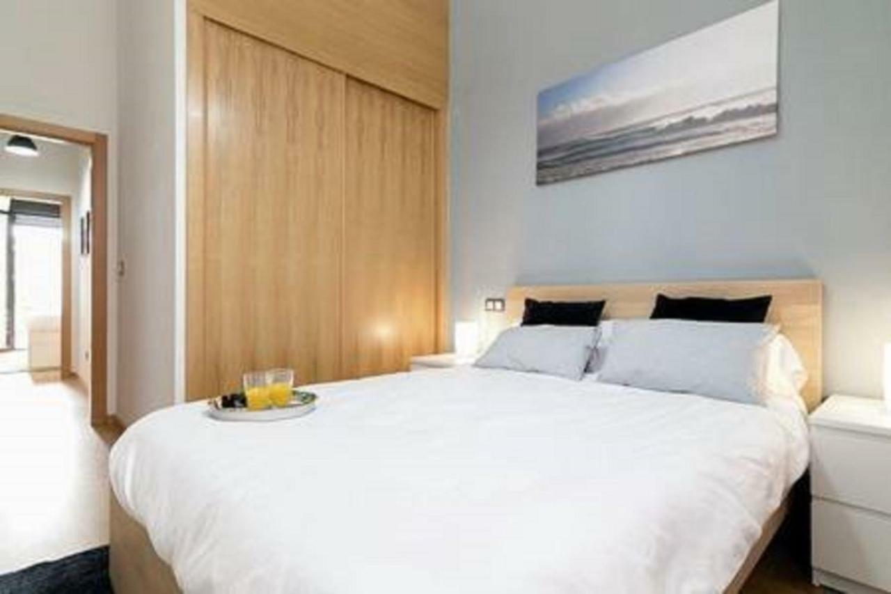Family Apartment Patio&Swimming Pool In Center マラガ エクステリア 写真